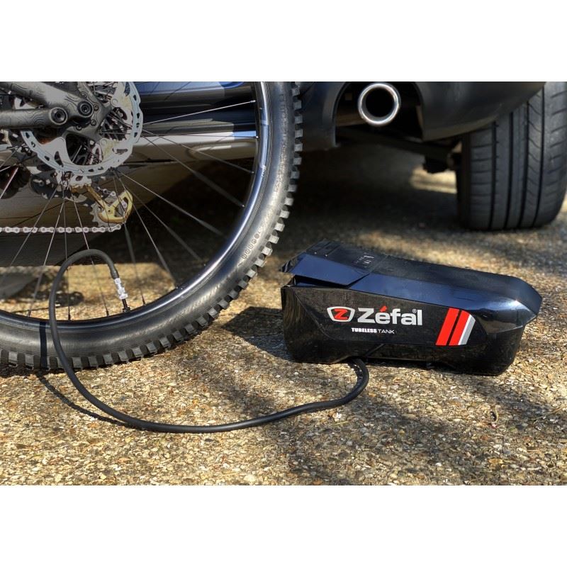 Устройство Zefal "Tubeless Tank" (4300) для накачивания безкамерных покрышек, до 16 bar (3420584300018)