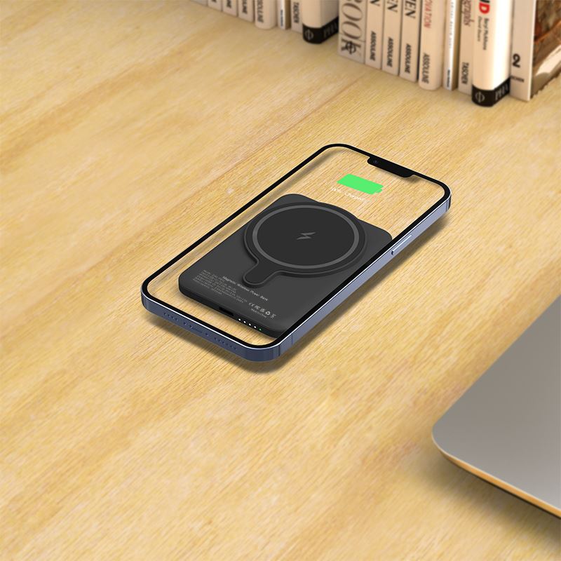 Портативна бездротова батарея XON PowerBank Magsafe 5000 mAh Black